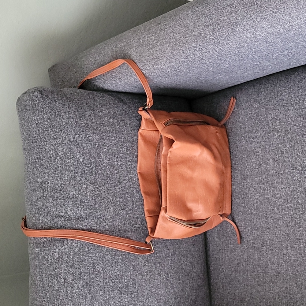 Purse with strap